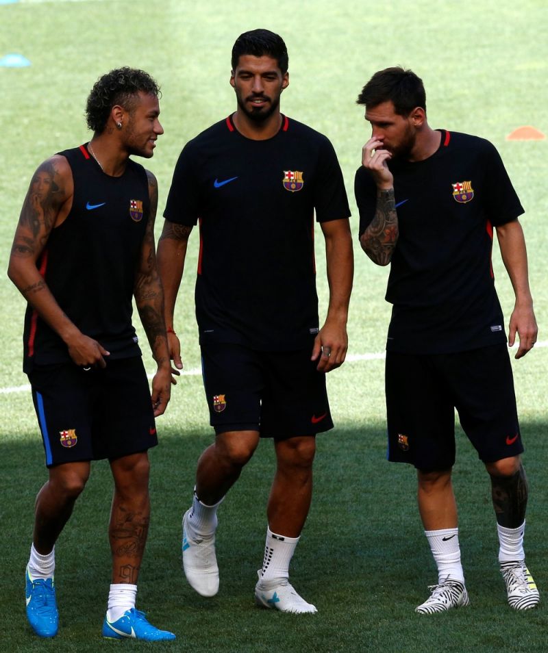 Vaivém de Neymar: craque muda de ideia e quer ficar no Barça, mas não define caso