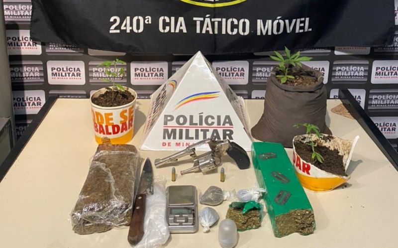 Material foi apreendido no Bairro São José — Foto: Polícia Militar/Divulgação