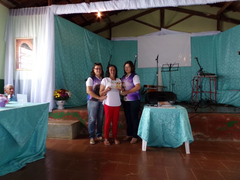 Sra. Celina Ribeiro Dias, representante da família de Antonio Ribeiro Cardoso. 