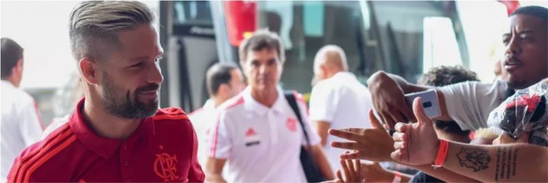 Após questionamentos, Diego está novamente em alta com a torcida rubro-negra