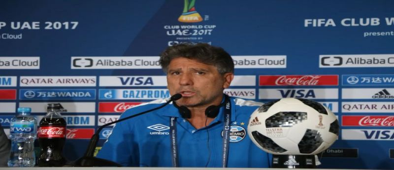 Renato Gaúcho e Geromel concedeu entrevista coletiva na véspera da decisão