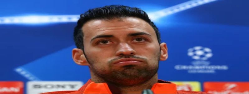 Busquets e a cara de quem não aguenta mais falar de Neymar