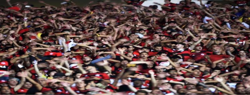 Torcida do Flamengo fez a festa no Maracanã em clima bem mais tranquilo do que na final da Sul-Americana 