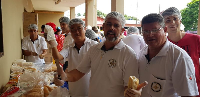 Tradicional Rua do lazer em comemoração ao Dia das Crianças lota a Praça Governador Valadares.