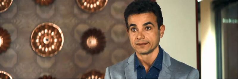 Márcio (Anderson Di Rizzi) diz que Maria da Paz (Juliana Paes) sofreu um golpe planejado, na novela 'A Dona do Pedaço' — Foto: Globo
