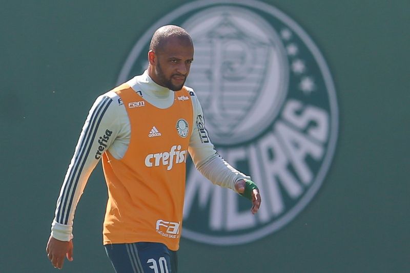 Novela? Após ofensas a Cuca, Felipe Melo retorna ao Palmeiras com futuro incerto