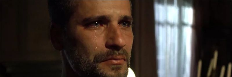 Gabriel (Bruno Gagliasso) diz a Valentina (Lilia Cabral) que nada vai mudar o fato de serem mãe e filho, em 'O Sétimo Guardião' — Foto: TV Globo