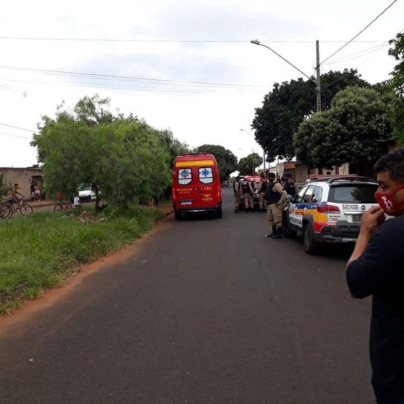 Jovem baleado acidentalmente em Uberlândia foi socorrido pelo Corpo de Bombeiros — Foto: Corpo de Bombeiros/Divulgação