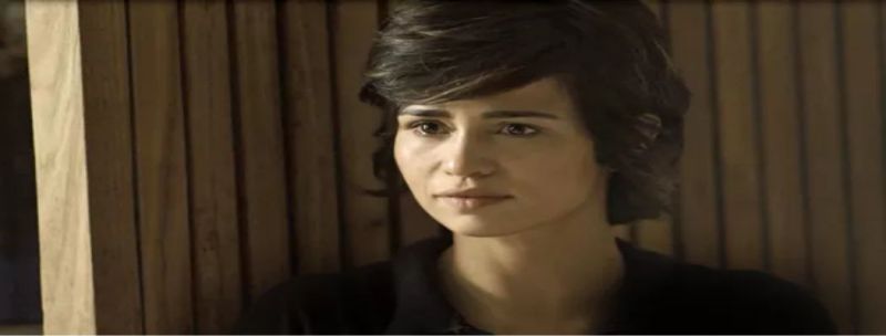 Maura fica sem reação ao descobrir o real trabalho da irmã 