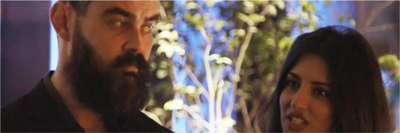 Camila (Anaju Dorigon) fica aflita com o escândalo do pai em 'Órfãos da Terra' — Foto: TV Globo