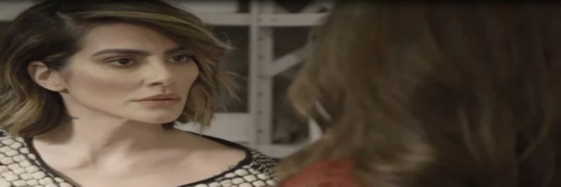 Betina fica chocada com a ousadia da rival