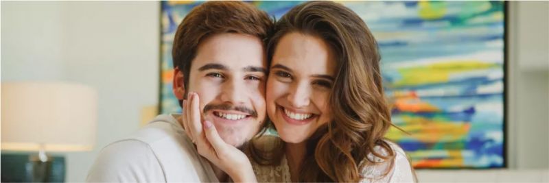 O amor de Samuca (Nicolas Prattes) e Marocas (Juliana Paiva) enfrentou muita coisa em 'O Tempo Não Para'