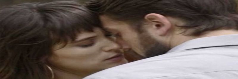 O clima esquenta entre Clara e Renato