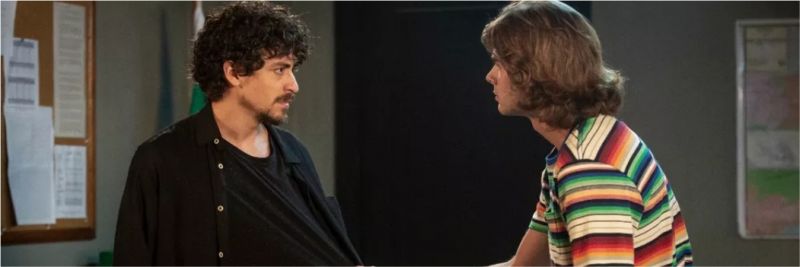 João (Rafael Vitti) não desiste de conversar com o irmão e se declara a Jerônimo (Jesuíta Barbosa) — Foto: Isabella Pinheiro/Gshow