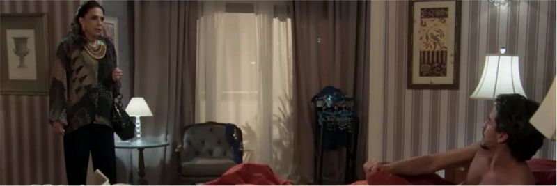 Mercedes (Totia Meireles) acha que vai flagrar o marido com outra, mas dá de cara com 